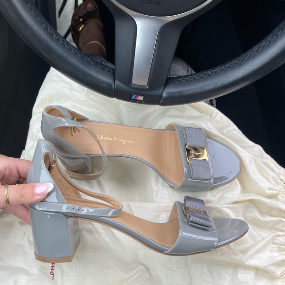 SALVATORE FERRAGAMO SANDALS - Picture 4 of 5